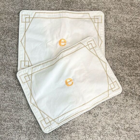 Pottery Barn Teens NWT E Monogrammed Pillow Covers 12”x16” - Picture 1 of 7